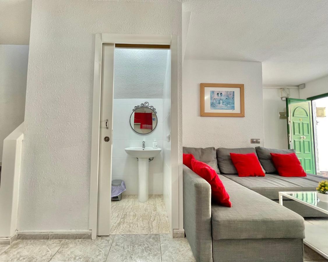 Relax Beach House Пуерто де Сантяго Екстериор снимка