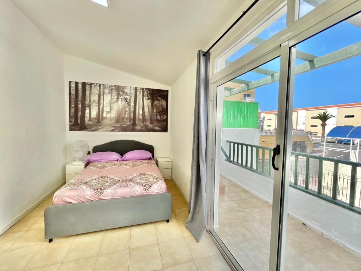Relax Beach House Пуерто де Сантяго Екстериор снимка